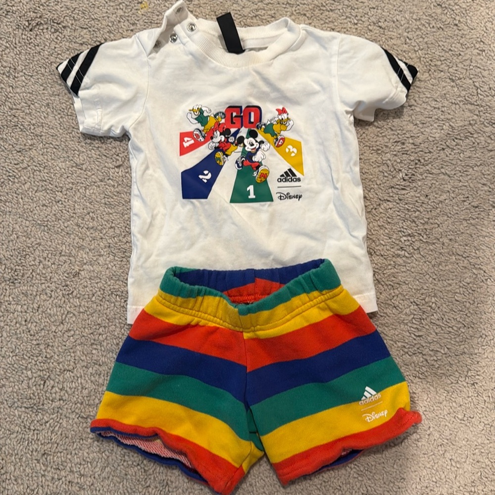 ADIDAS X DISNEY MICKEY MOUSE GIFT SET - 9Months